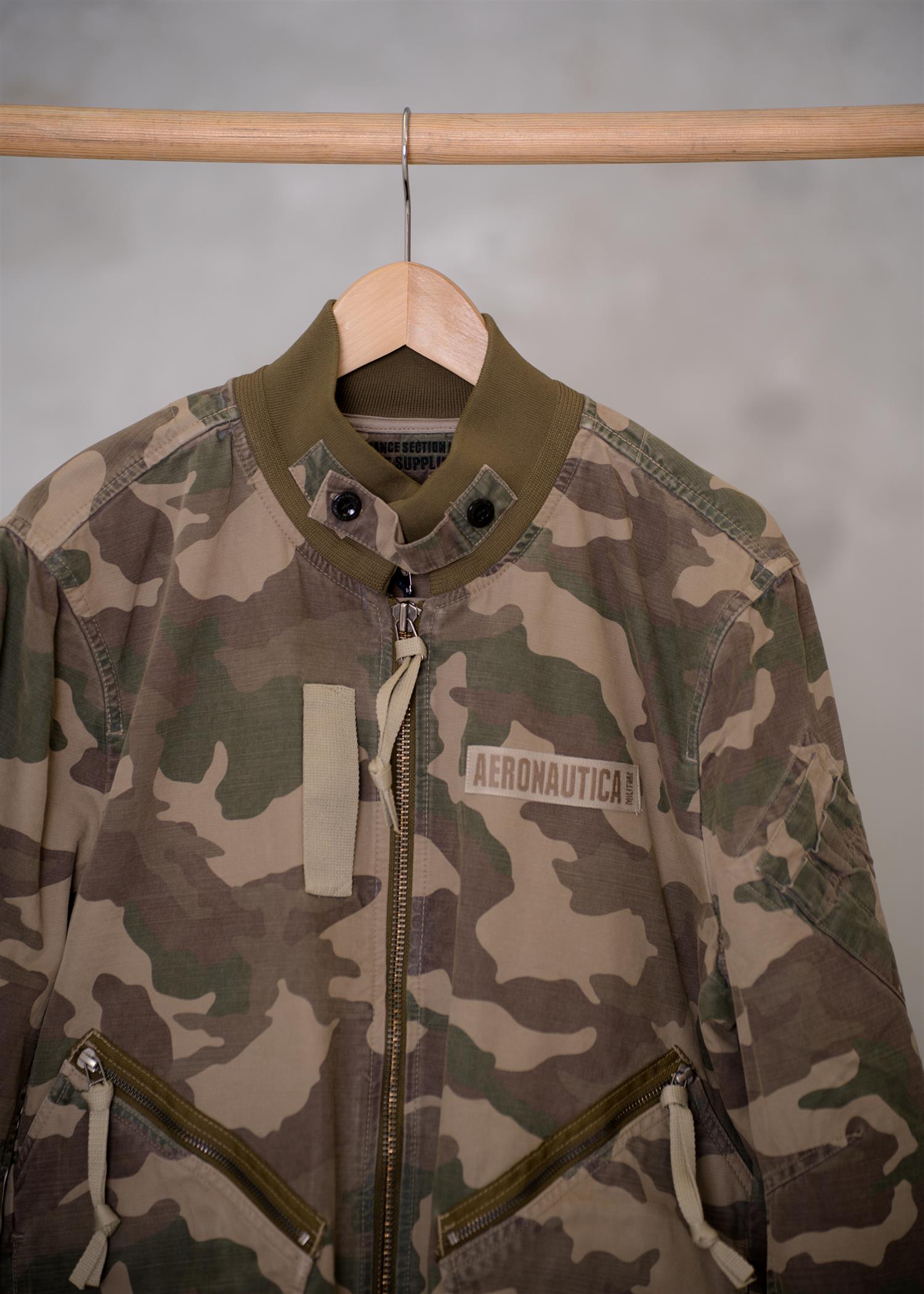 Image of BOMBER JACKET CAMO