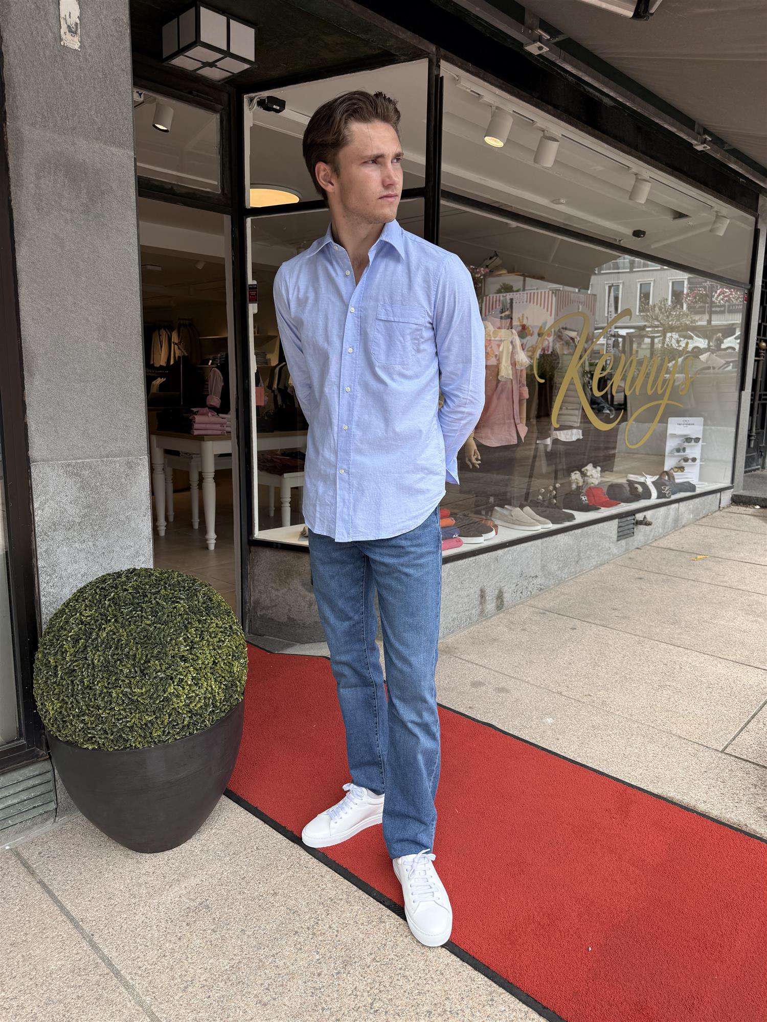 Kennys retail